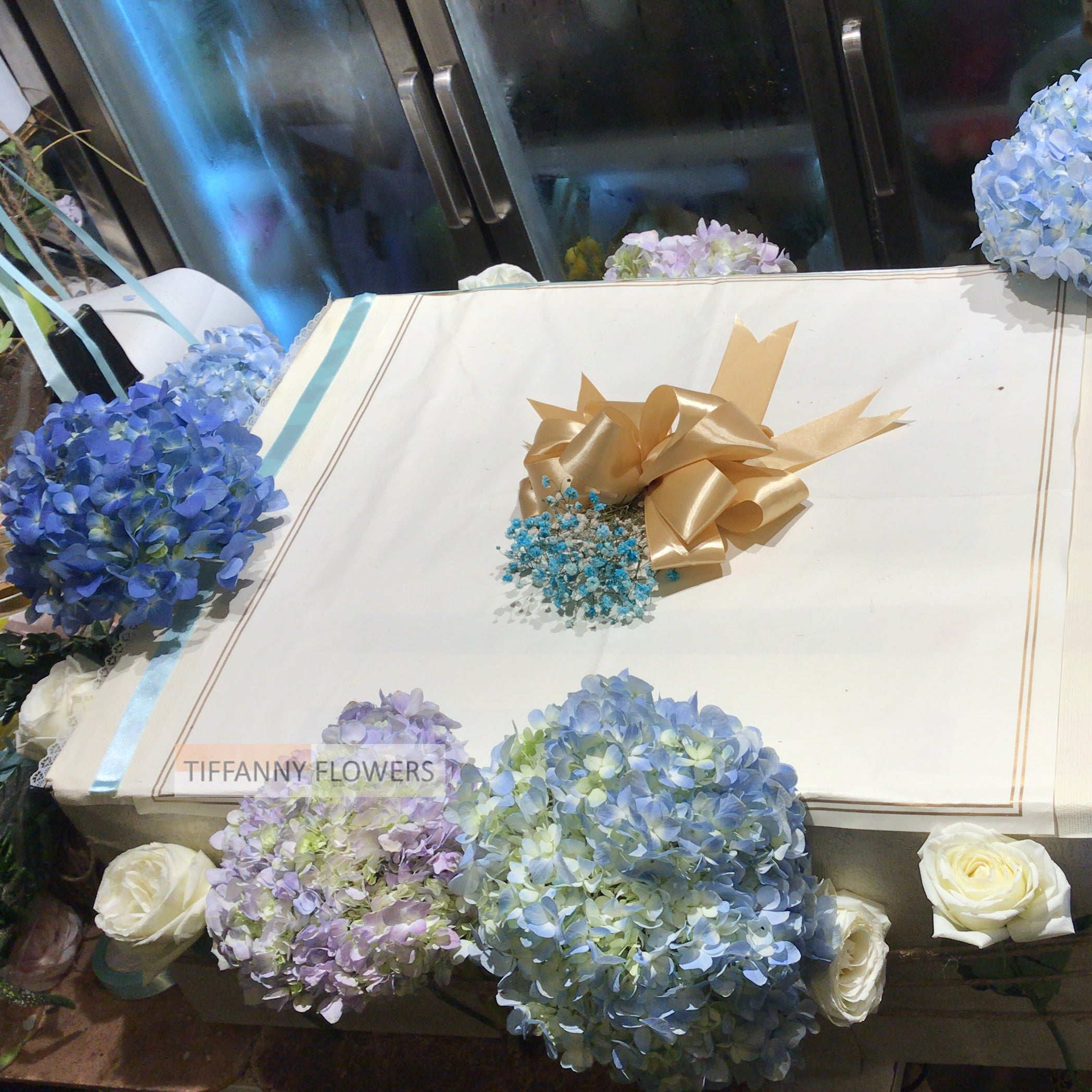 Pet funeral floral arrangement PF3